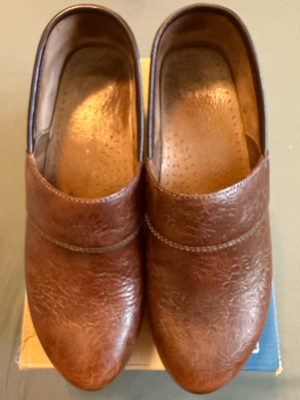 Women’s Dansko Prima Floral Tooled Brown Clogs Size 38